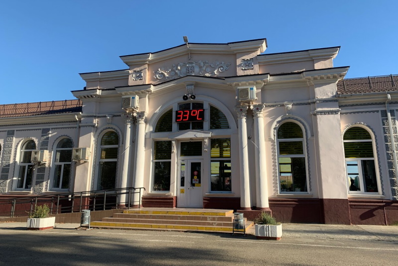 Железнодорожный вокзал Крымск